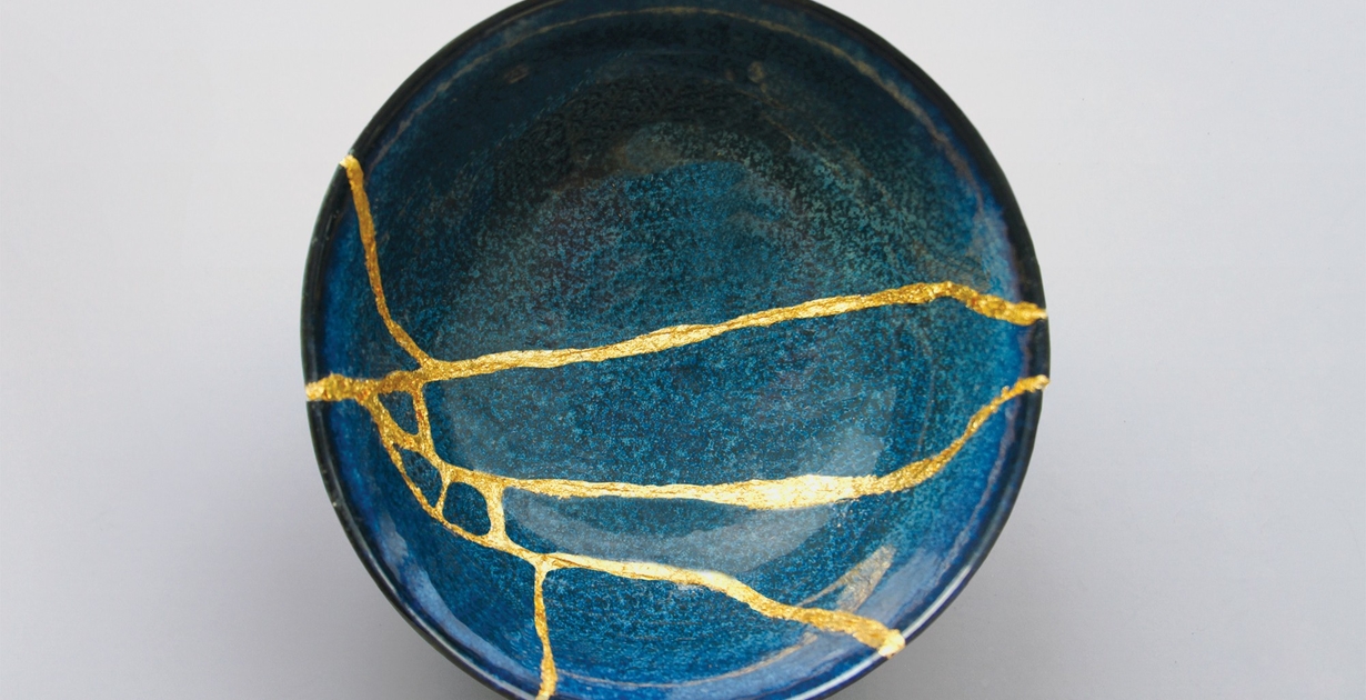 Kintsugi gold stitch