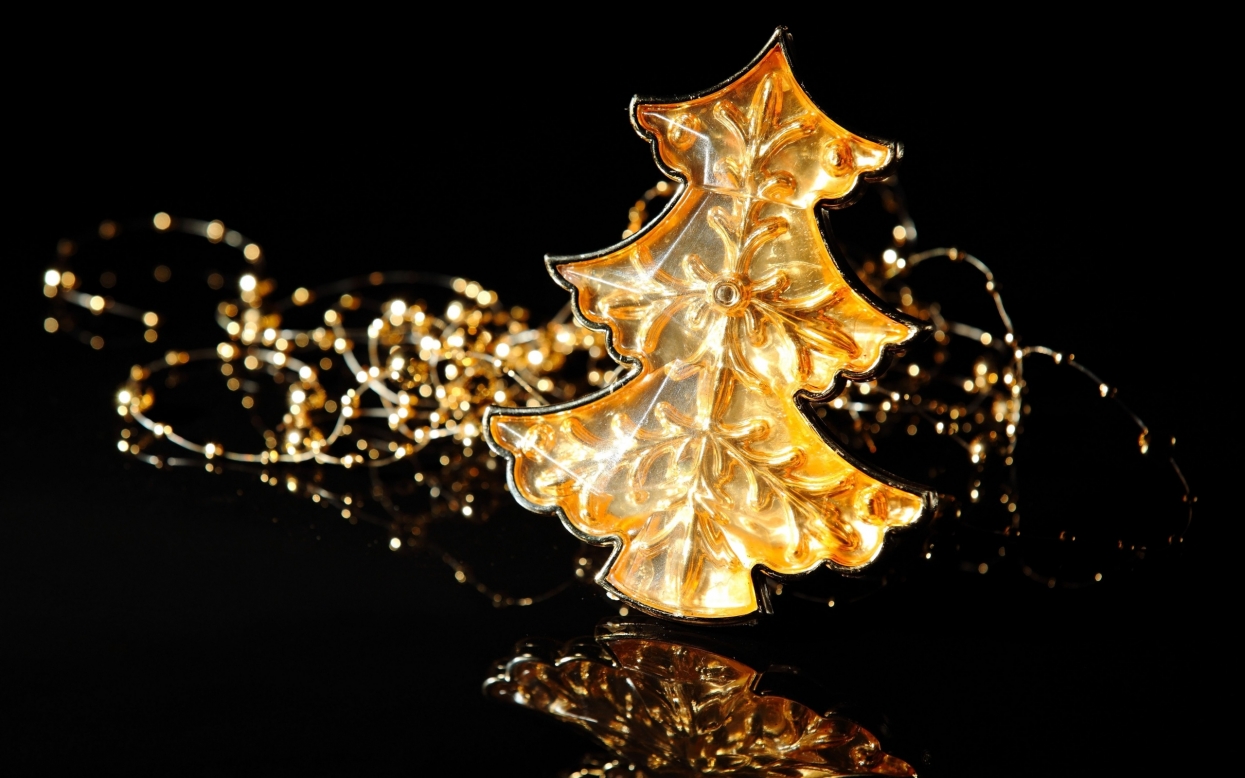 Golden Christmas trees by Ginza Tanaka