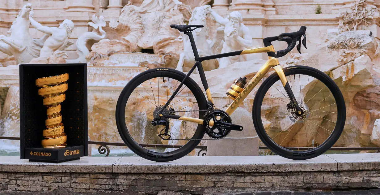 Una bicicletta doro – simbolo di magnificenza e successo