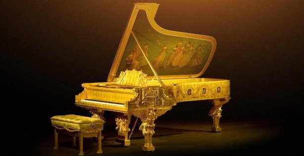 Pianos para los que no se escatimó oro Pianos para los que no se escatimó oro